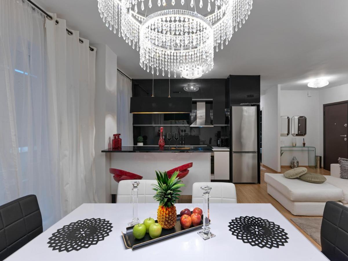 Elegant Apartment In Glyfada Athens Exterior photo