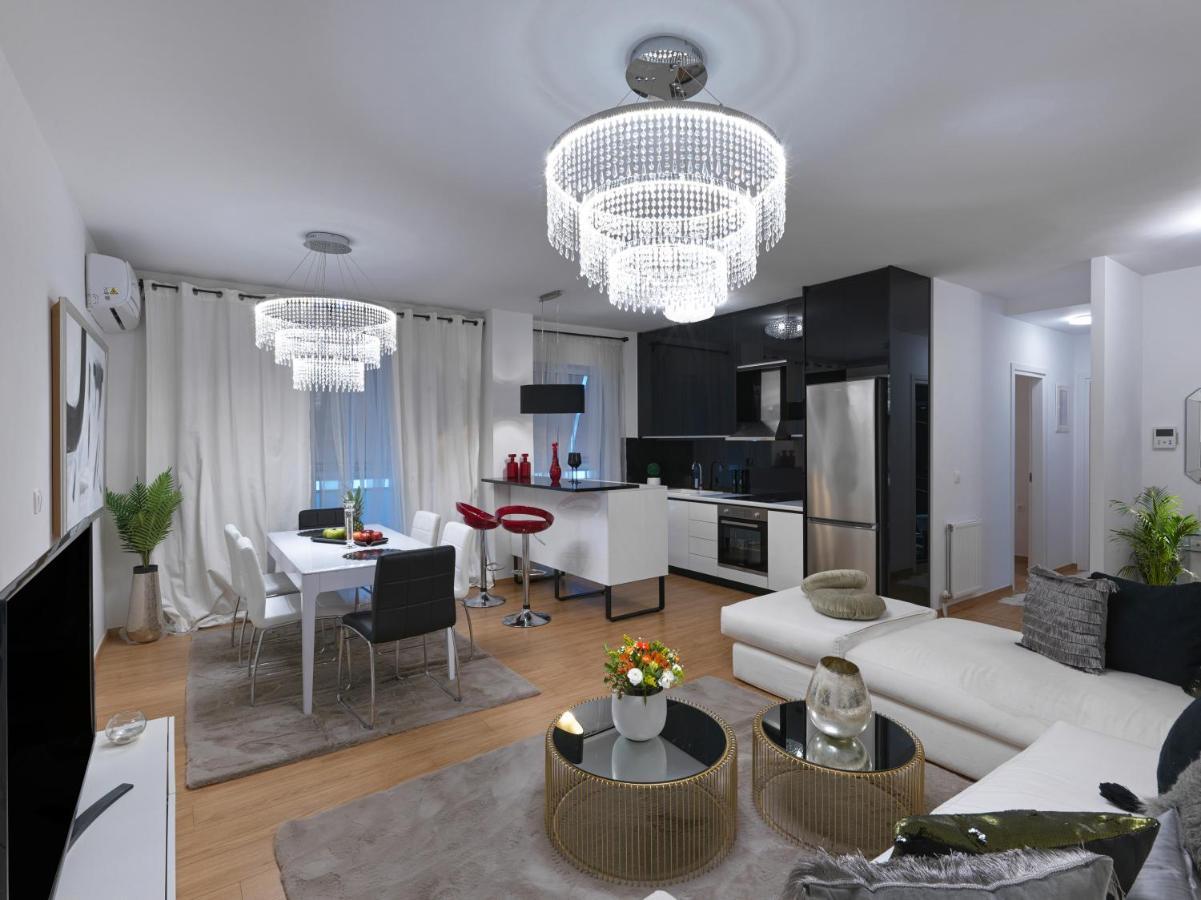 Elegant Apartment In Glyfada Athens Exterior photo